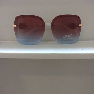 Jessica Simpson Sunglasses 👓